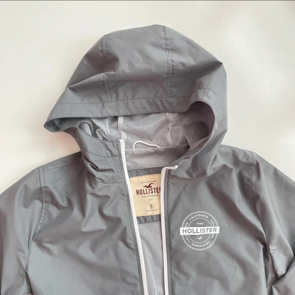 HOLLISTER Hooded Windbreaker Jacket Gray & White Size Small - Picture 4 of 10